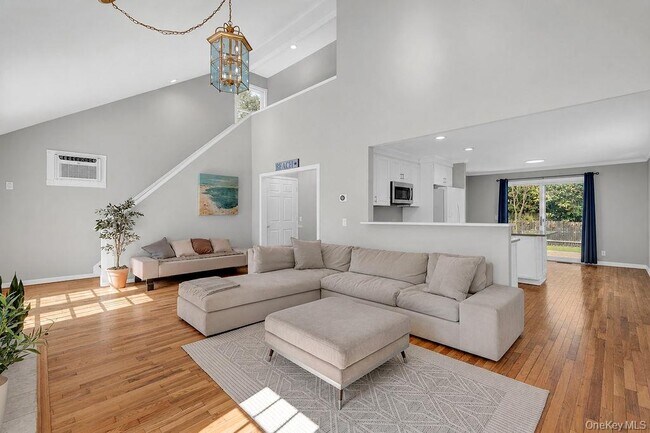 Foto del edificio - 155 Little Fresh Pond Rd