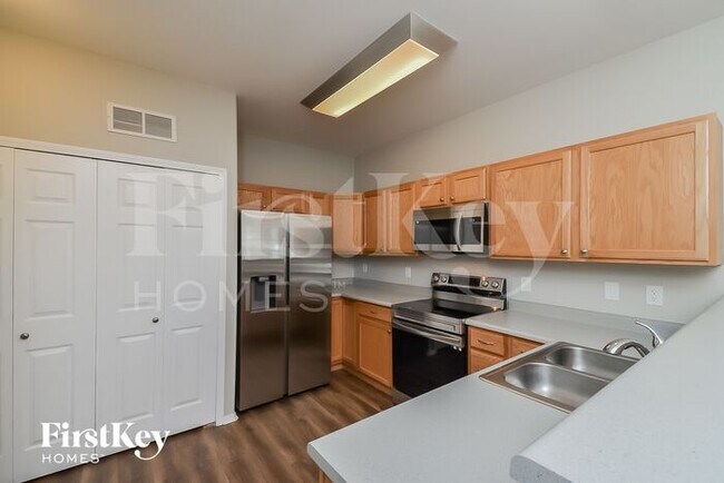 Building Photo - 2456 Pinyon Jay Dr