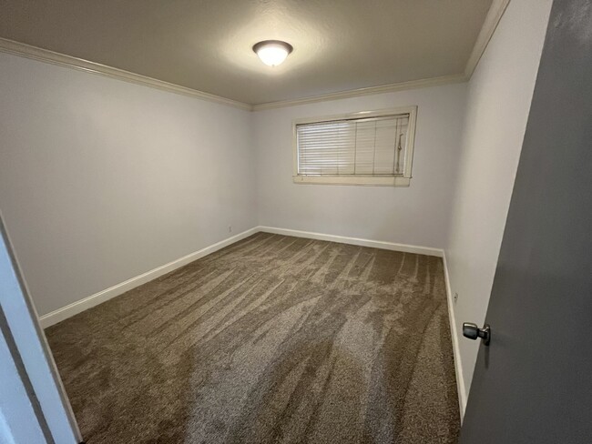 Foto del edificio - 339 Woolsey St