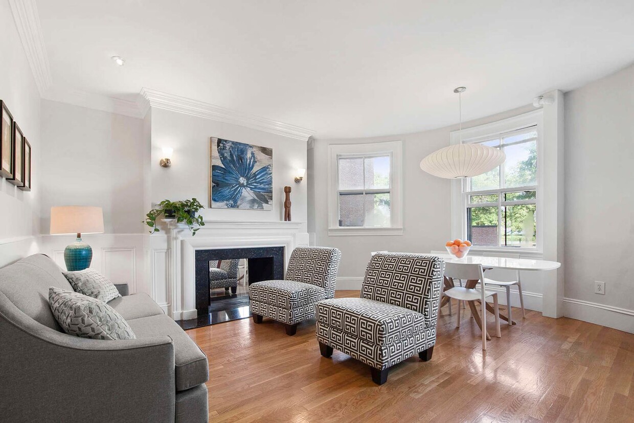 Primary Photo - No Brokers Fee, One Parking is Included, P...