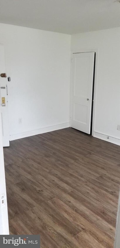 Foto principal - 6024 Larchwood Ave