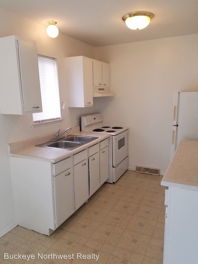 Foto del edificio - 1819 Garden Ridge Dr