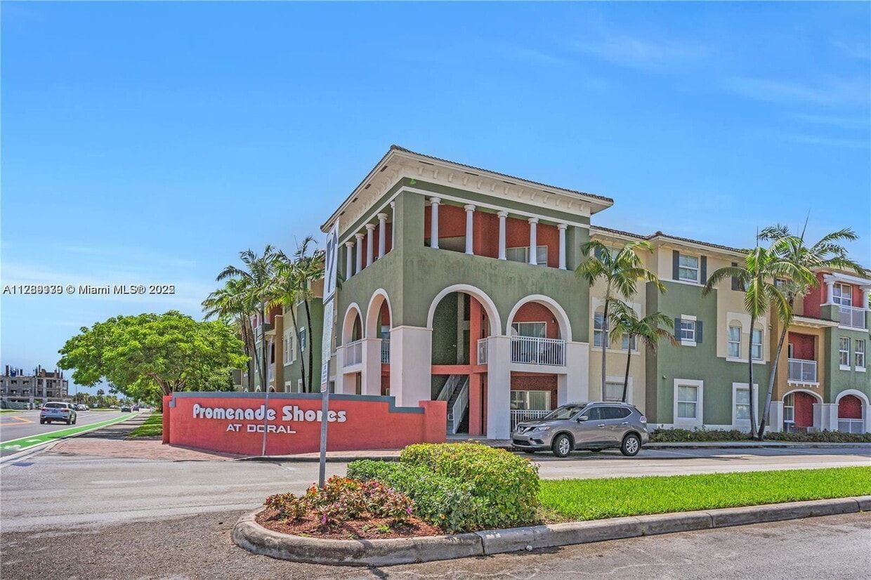 Photo - 11102 Northwest 83rd Street, Doral, FL 33178 - 3 BR 2 BA Townhouse