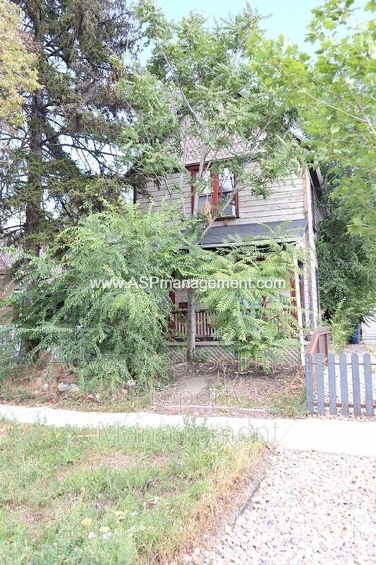 Building Photo - 671 600 E