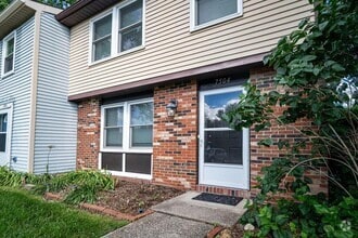 Building Photo - 7504 Stonetrail Way