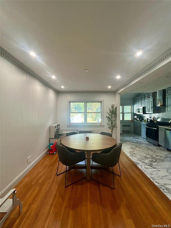 Building Photo - 65-43 Alderton St