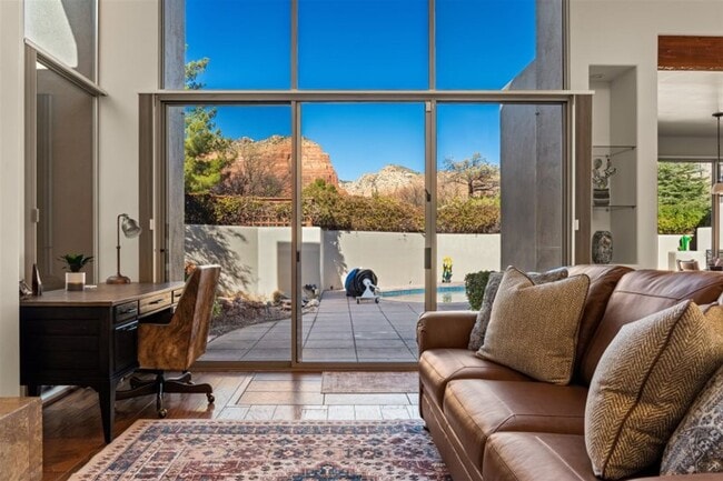 Building Photo - Vacation Rental- 30 Day rental