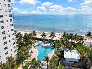 Building Photo - 3901 S Ocean Dr