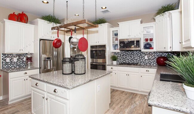 Building Photo - RANCHO CABRILLO 5 BEDROOM HOME FOR RENT