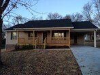 Foto principal - 641 Gale Dr NE