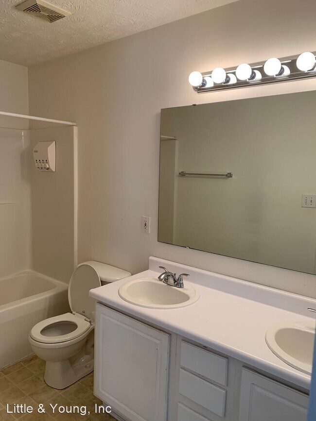 Foto del edificio - 3 br, 2 bath House - 7240 Tollhouse Drive