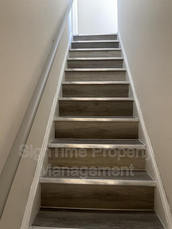 Building Photo - 34 Fairground Avenue
