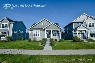 Building Photo - 1820 Autumn Lake Parkway