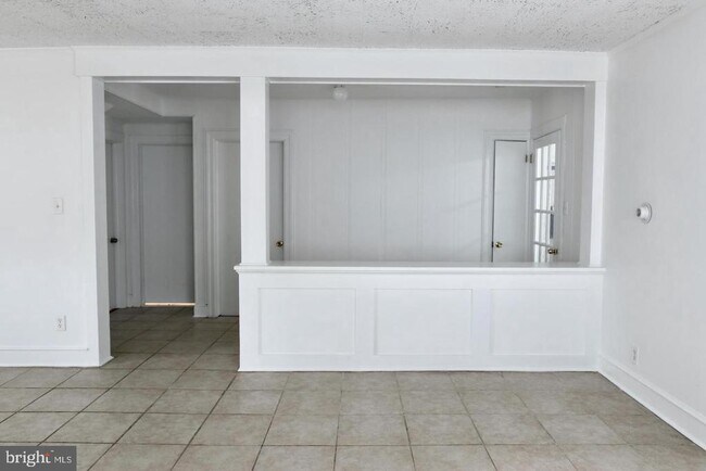 Foto del edificio - 149 S Main St