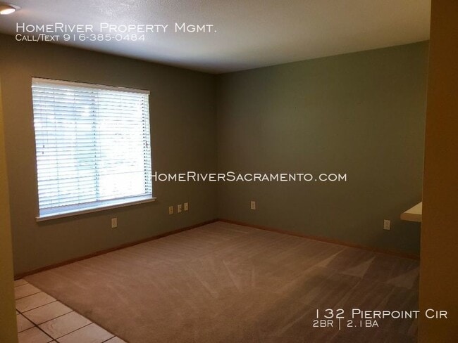 Building Photo - Adorable Townhome in Folsom!