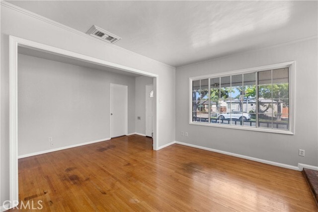 Building Photo - 3435 Gaviota Ave