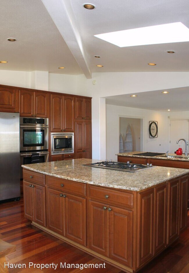 Building Photo - 4 br, 2.5 bath House - 914 S 291st St
