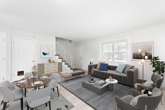 Foto del edificio - Roomy Belton Duplex Near Downtown with Basement Space