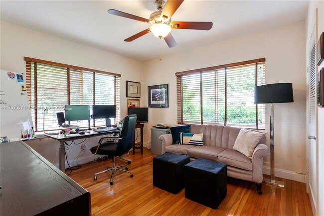 Foto del edificio - 7311 NE 8th Ave