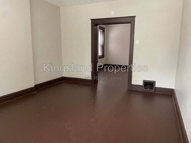 Foto del edificio - 5509-5511-5511 Alaska Ave
