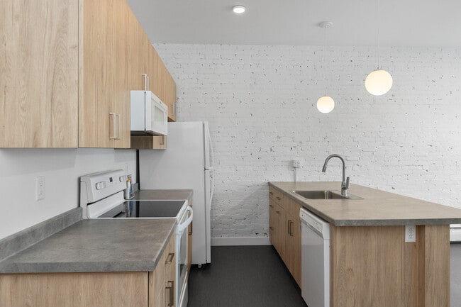 Photo - 187 Pearl St Apartments