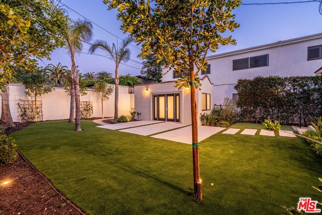 Foto del edificio - 634 N Orlando Ave