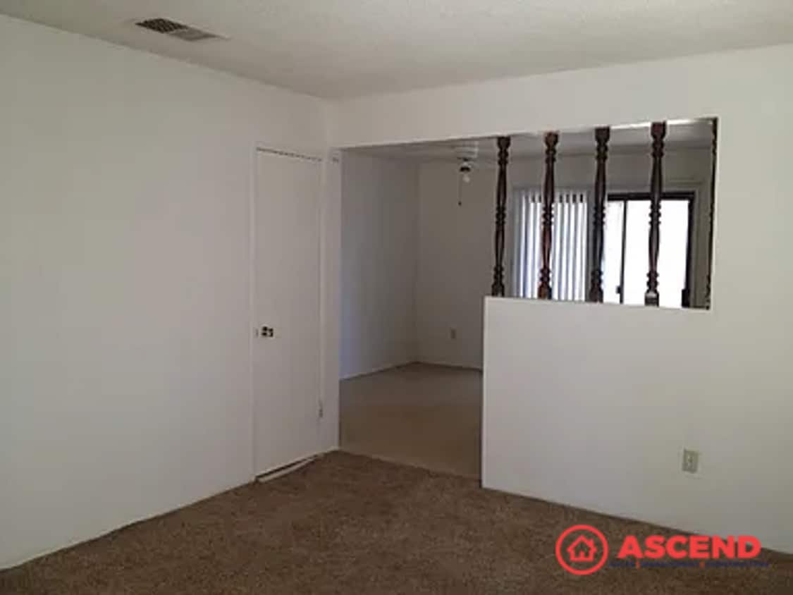Foto del edificio - 5619 Wilson Rd