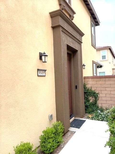 Building Photo - 30485 Village Terrace Dr