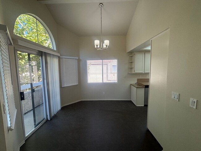 Building Photo - Charming 3-Bedroom Condo with Community Po...