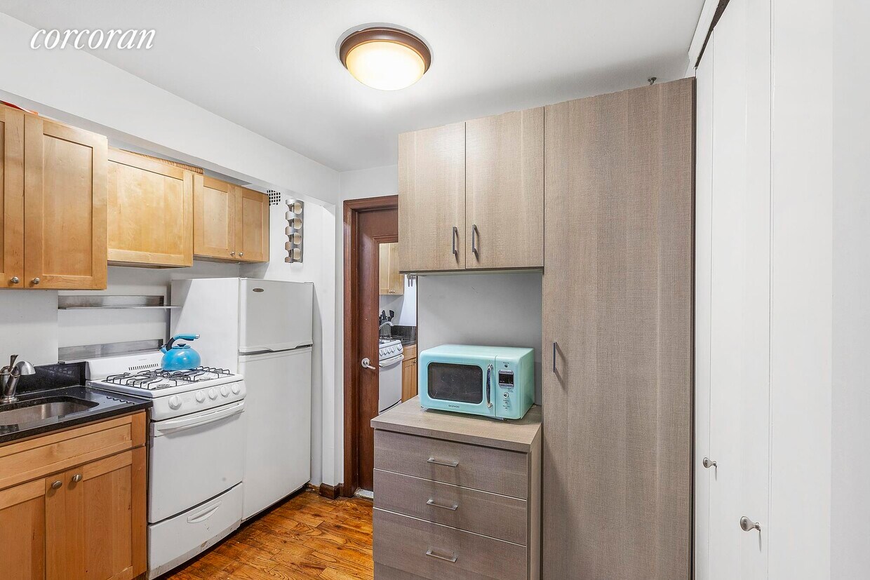Foto del edificio - 169 W 73rd St