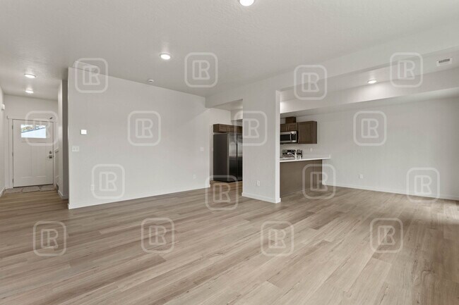 Foto del edificio - 213 S Grady Ln