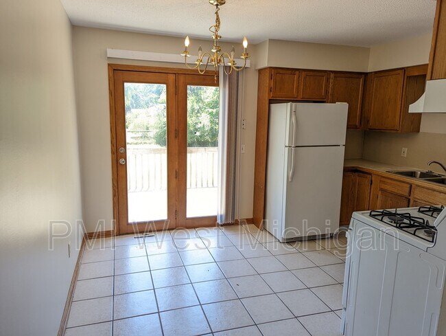 Foto del edificio - 400 60th St SE