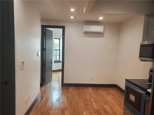 Foto del edificio - 1130 39th St
