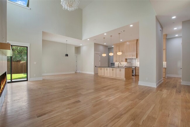 Building Photo - 4208 Allencrest Ln