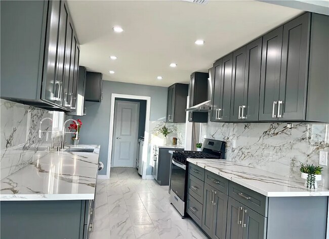 Foto del edificio - 16014 Horace St