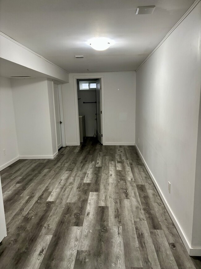 Building Photo - 159 Froom Crescent