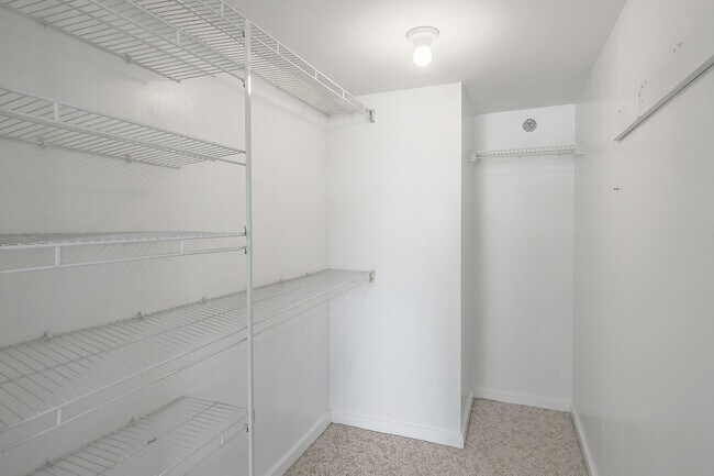 Foto del edificio - 127 Greyrock Pl