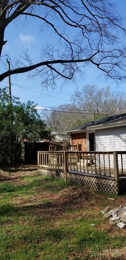 Building Photo - 512 Seneca Pl