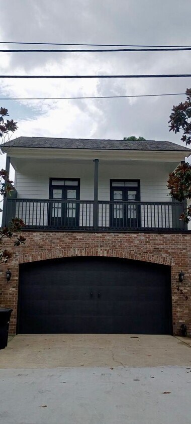Foto del edificio - 4218 Bluebonnet Rd