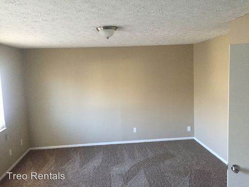 Building Photo - 11 Timberline Ct