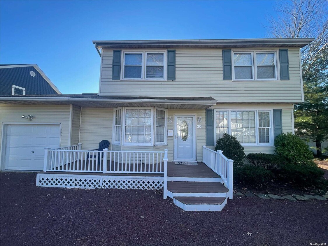 20 Judith Pl, East Islip, NY 11730 House Rental in East Islip, NY