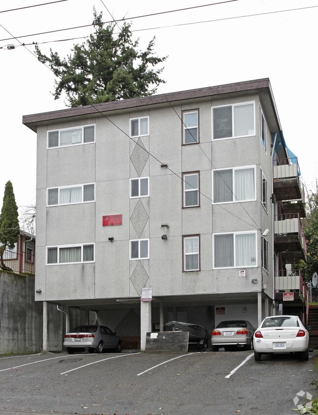 Primary Photo - 1307 14th Ave S