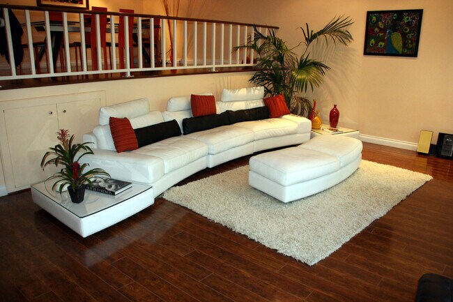 Foto del edificio - 5266 Lindley Ave