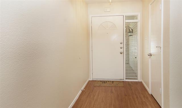 Foto del edificio - 7208 Ridge Rd W