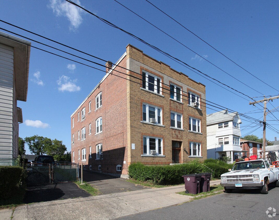 Primary Photo - 90-92 West St