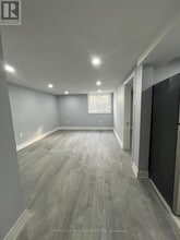 Building Photo - 185 Appalachian Crescent
