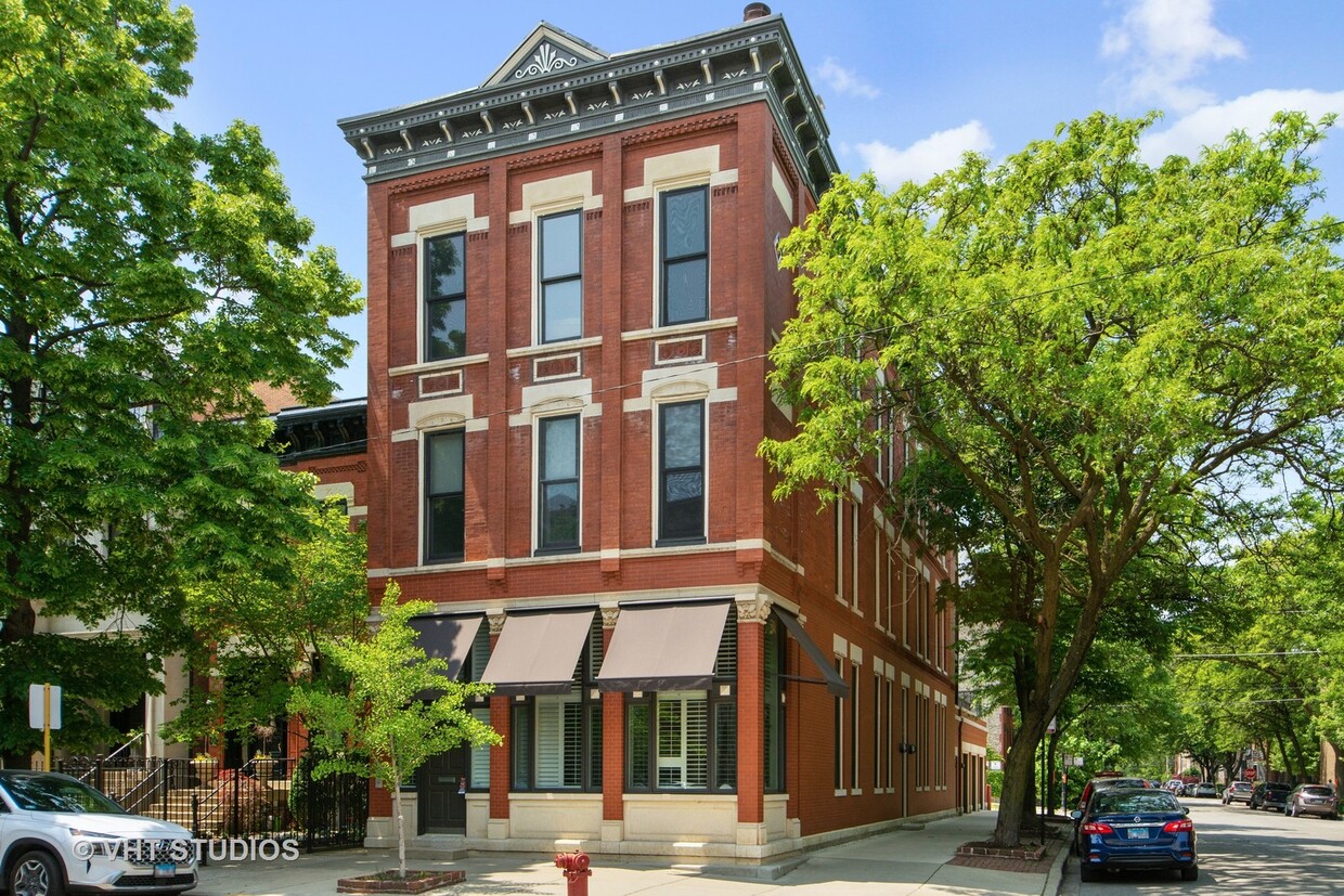 Foto principal - 2058 N Seminary Ave