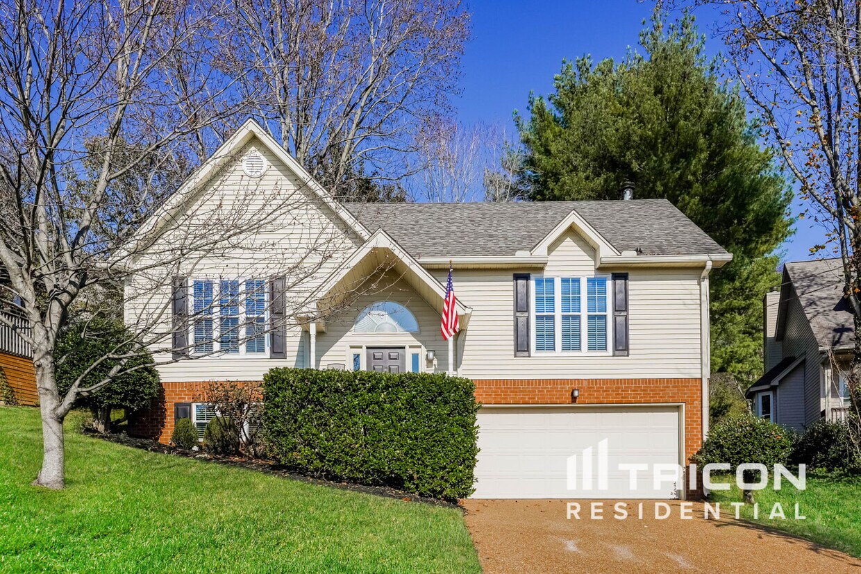 Foto principal - 109 Peak Hill Cir