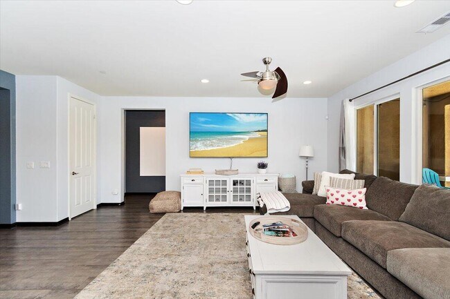 Foto del edificio - 74095 Imperial Ct E