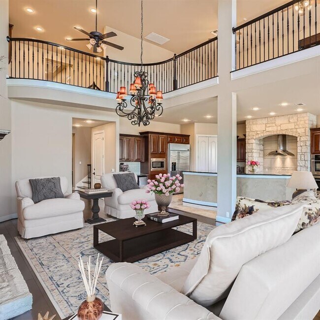 Building Photo - 334 Blazing Star Dr